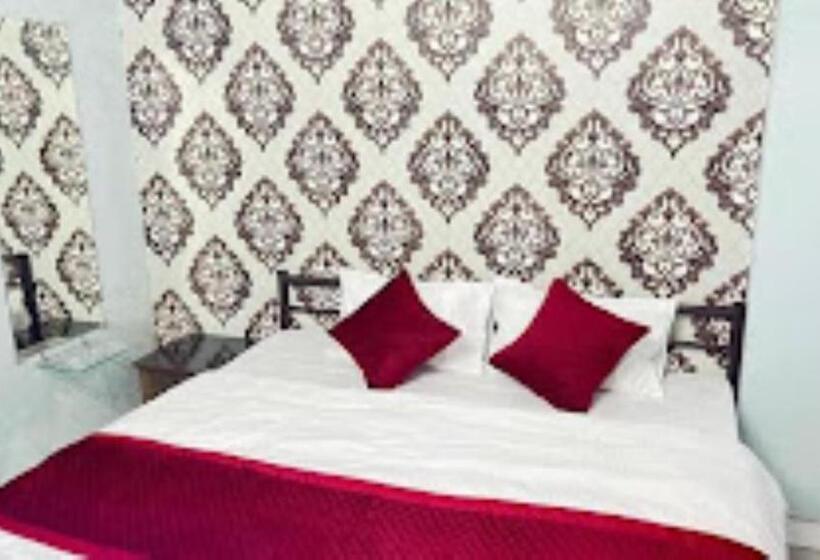 Номер Deluxe, Vrindavan Ratnagiri