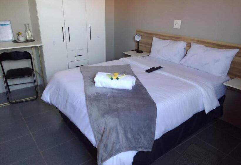 Номер Стандарт, The Success Guest House