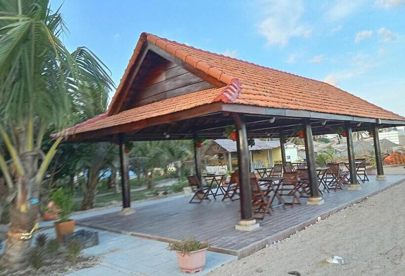 اتاق استاندارد با چشم‌انداز دریا, Biển Ngọc Homstay