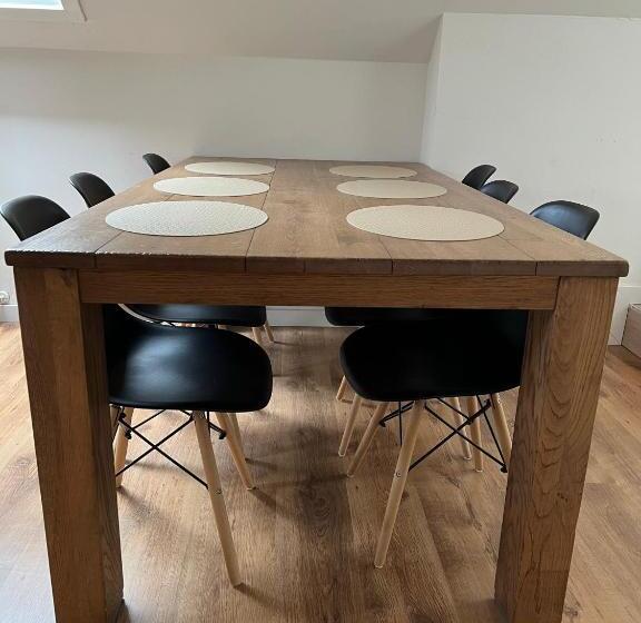 اتاق استاندارد چهار تخته, Isa S Appartement