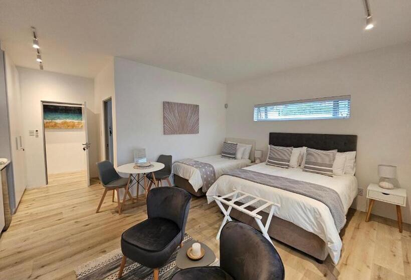 Семейный Номер, Point Villa