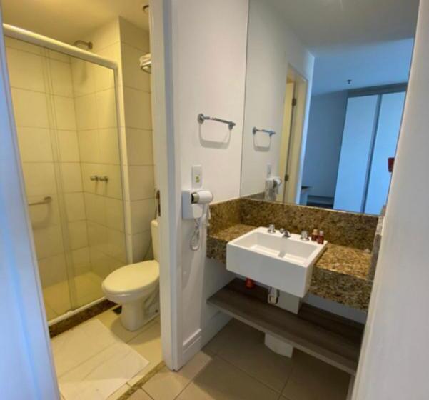 Apartamento 1 Dormitório Vista Mar, Macaé Ramada Flat Rj