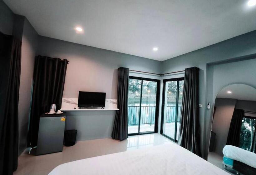 Номер Deluxe Кровать Кинг, Skybird Lake View Resort&camping Khaoyai