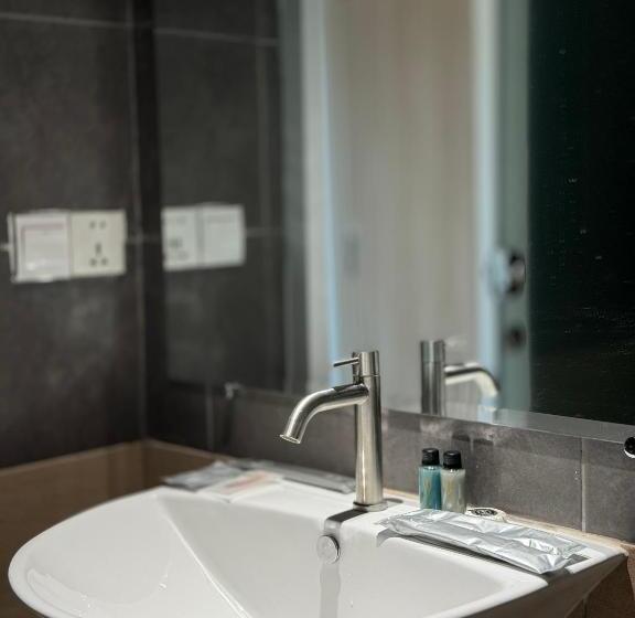 Номер Стандарт, West Port Hotel Boutique