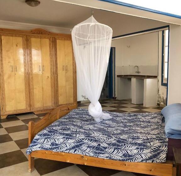 اتاق لوکس با بالکن و چشم‌انداز دریا, Das! Haus Am Meer