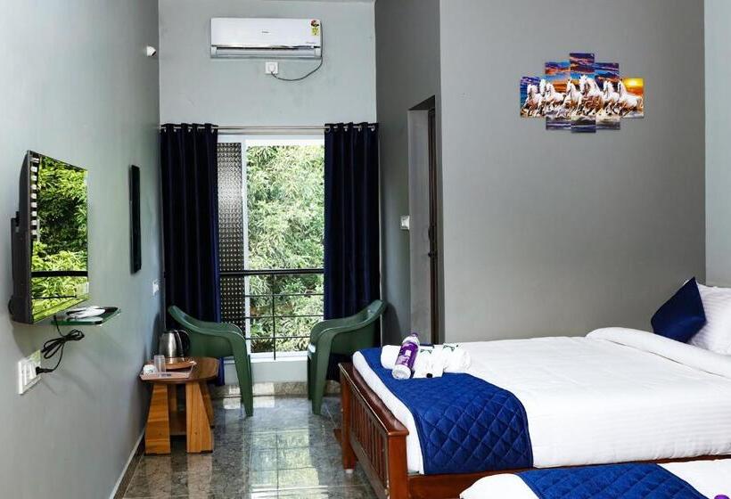 Family Suite, Bay Walk Residency