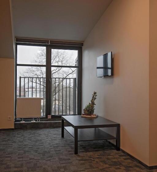 اتاق استاندارد یک نفره, Loft Inn Self Check In