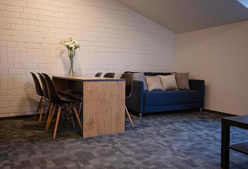 اتاق استاندارد یک نفره, Loft Inn Self Check In
