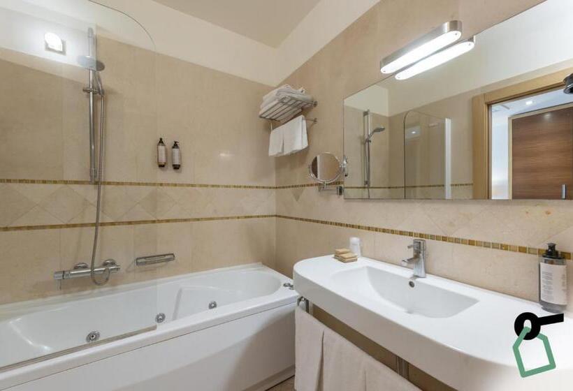 Номер Стандарт с Балконом, Hotiday Room Collection   Otranto
