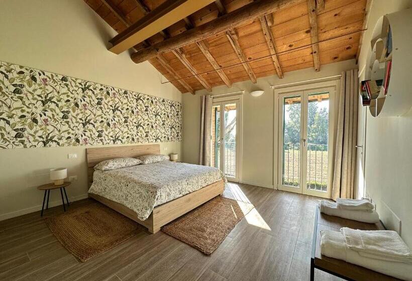 Family Suite, Canovetta Country House Camelia   Nearby Cremona