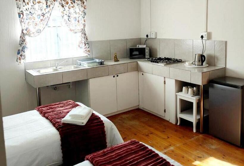 Четырехместный Номер Стандарт, Schooner House