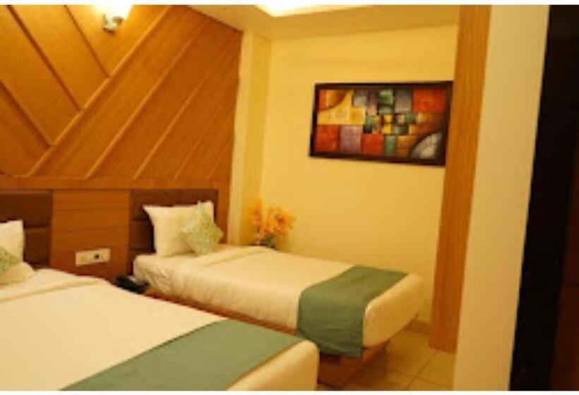 Номер Deluxe, Giri Palace Madhya Pradesh