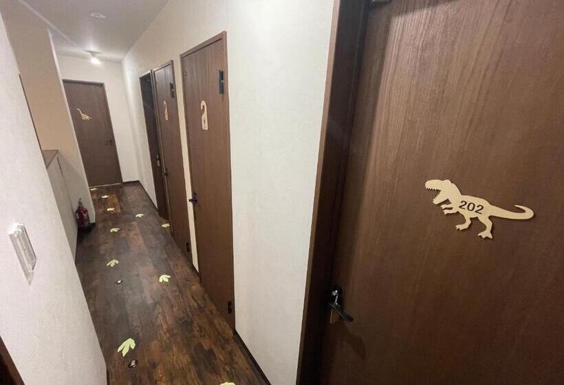 Трежместный Номер Economy, 11月フルリフォーム 12月オープン恐竜一色ゲストハウスdinosaur Guesthouse