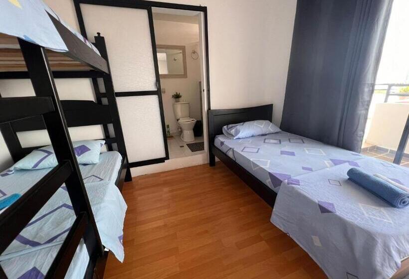 スタンダード４人部屋, Epifania Hostel