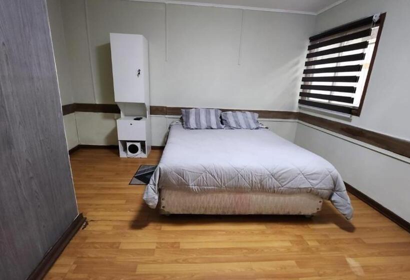 اتاق استاندارد یک نفره, Residencial F Y V Spa