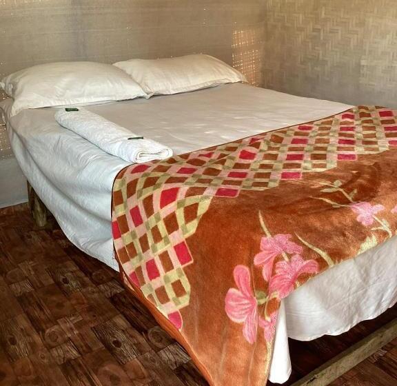 Номер Стандарт, Sydney X Huts