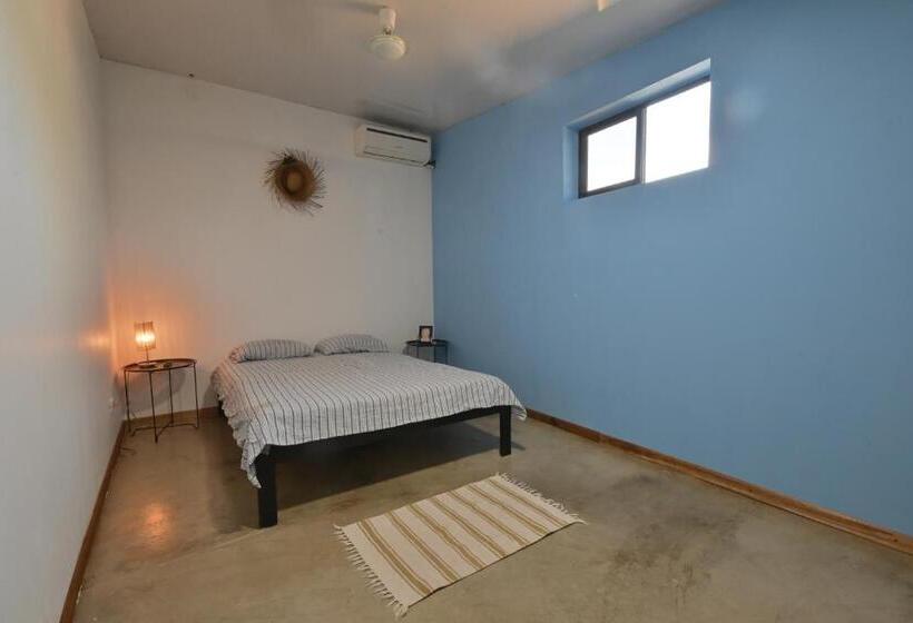 Номер Стандарт Трехместный, Hostel Real