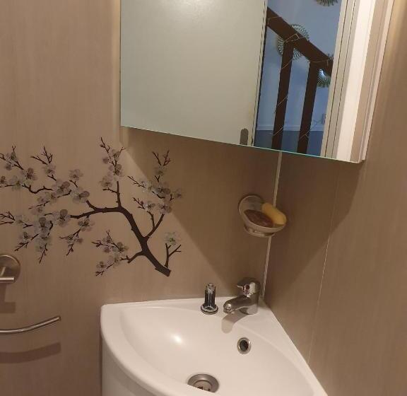 Четырехместный Номер Стандарт, Room In Bb   Nathalies Home   2 Bedrooms Breakfast
