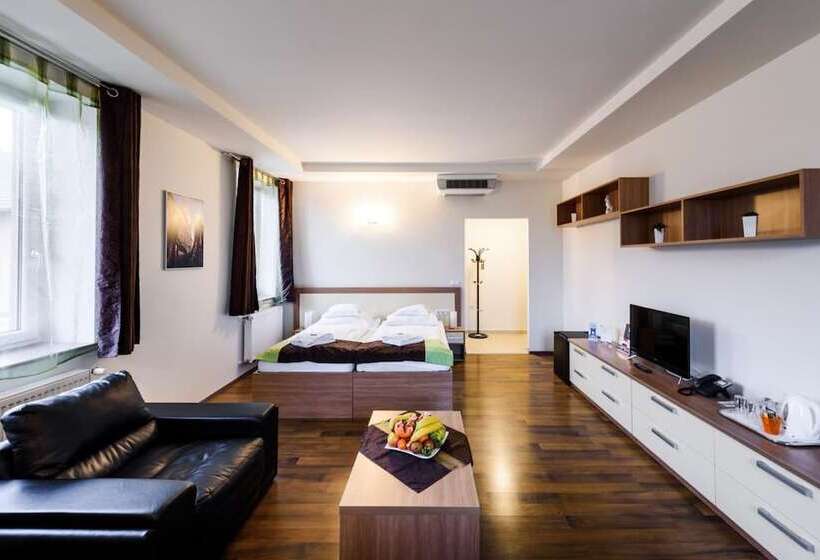 Апартаменты 1 Спальня, Garzon Plaza