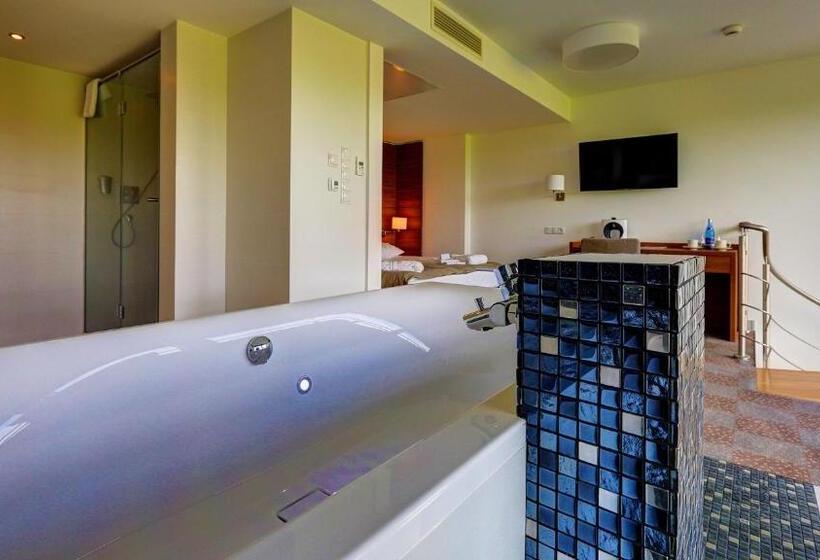 Апартаменты Дюплекс 1 Спальня, Skal Medi Spa & Resort