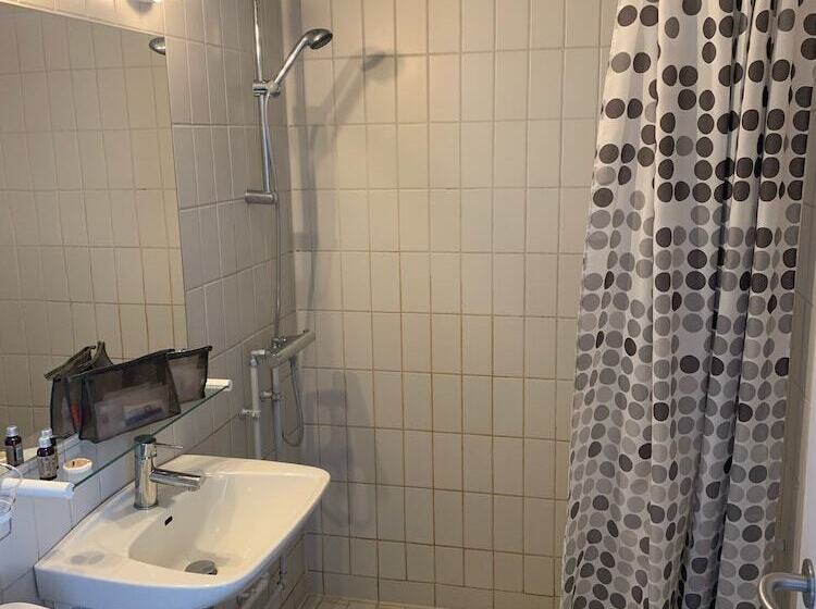 经济房, Strandhotellet Vedersø