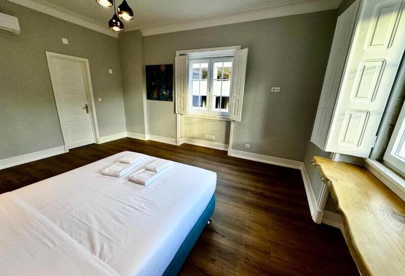 Quarto Deluxe, Relax And Explore Lisbon Suites And Rooms