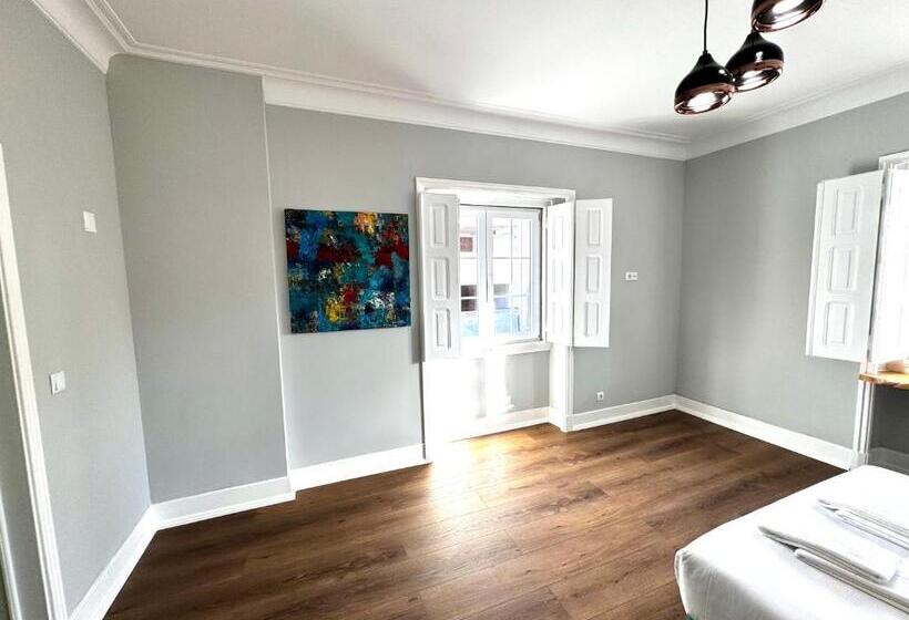 Quarto Deluxe, Relax And Explore Lisbon Suites And Rooms