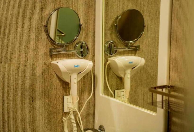 Трехместный Номер Комфорт, Address Boutique Hotel Baku
