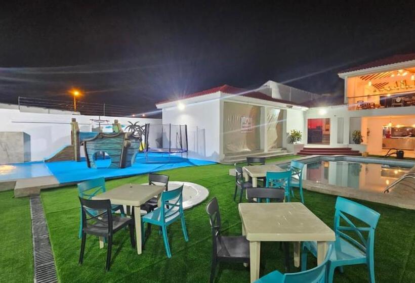 패밀리 룸, Villa Del Mar
