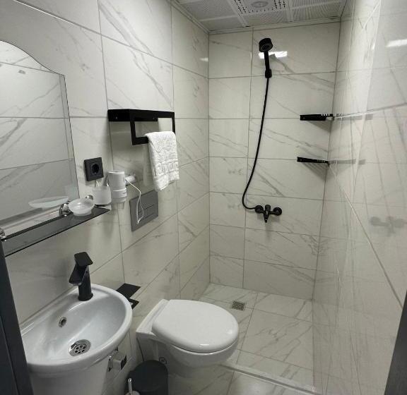 带阳台的豪华间, Aya Langa Guesthouse