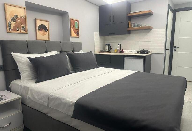 带阳台的豪华间, Aya Langa Guesthouse