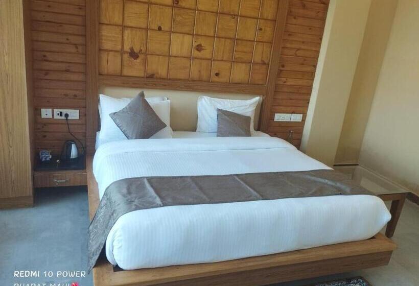 חדר סופריור, Corbett Nishk Resort