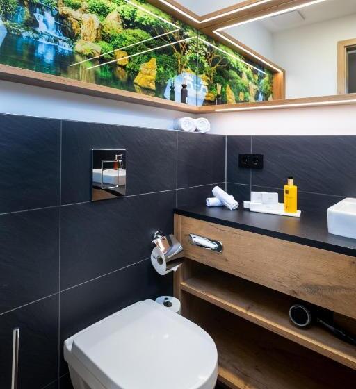 デラックスルーム, Nashi Rooms