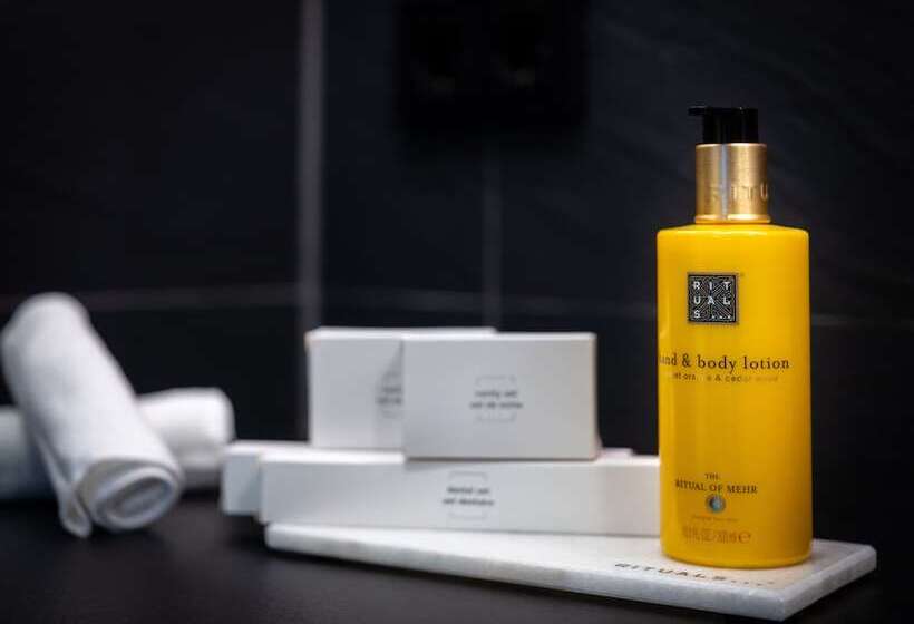 ジュニアスイート, Nashi Rooms