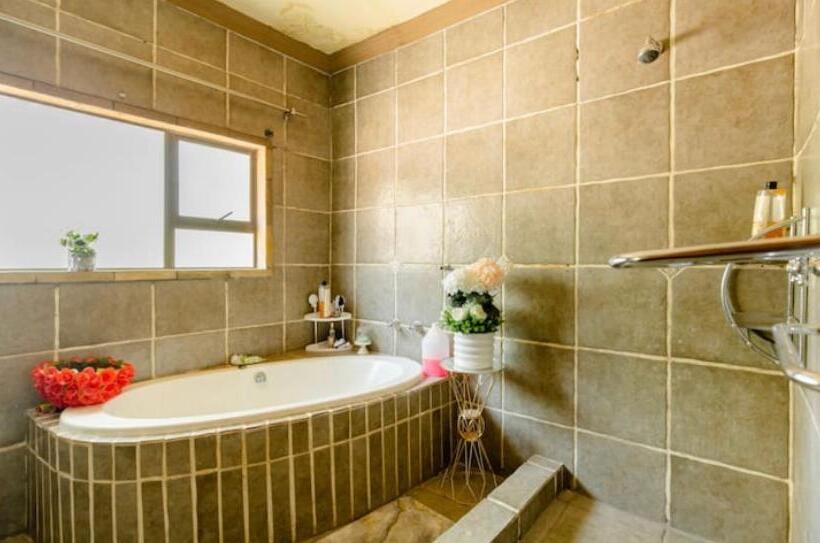 Дом 3 Спальни, Ishoba Retreat