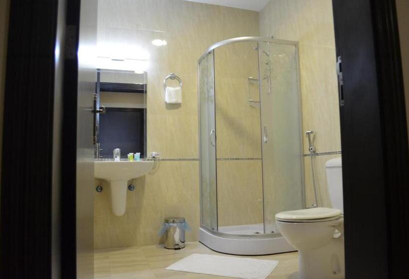 Люкс, Larissa Suites