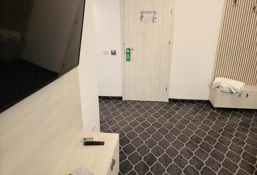 Апартаменты 1 Спальня, Eros Beach Resort