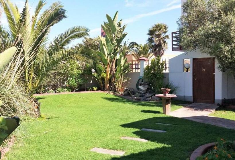 اتاق خانوادگی, Room In Bb   Room For 6   Amarachi Guesthouse Spitzkoppe