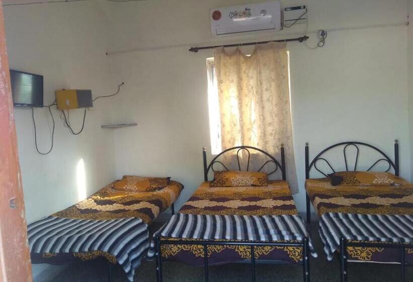 Номер Стандарт Трехместный, Stay Goa