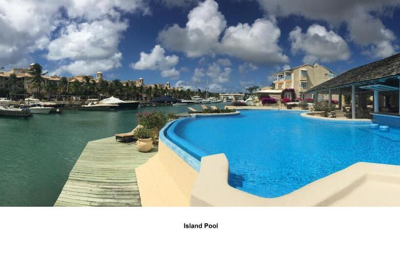 آپارتمان 1 خوابه با چشم‌انداز دریا, Port St Charles Unit 248