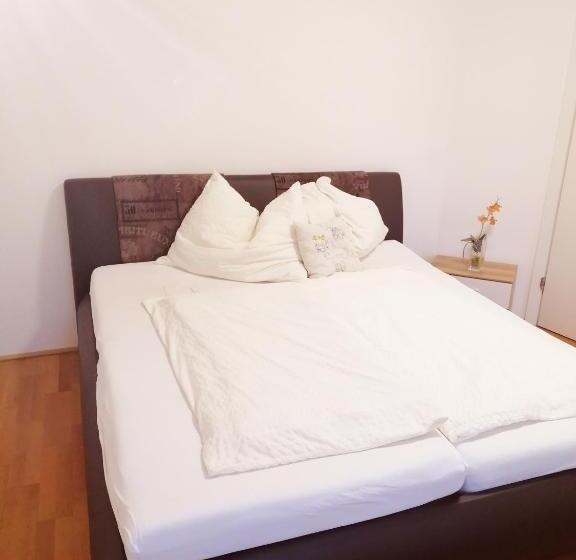 침실 3개 아파트, Taferne In Köstendorf   Ferienwohnung Monteurzimmer