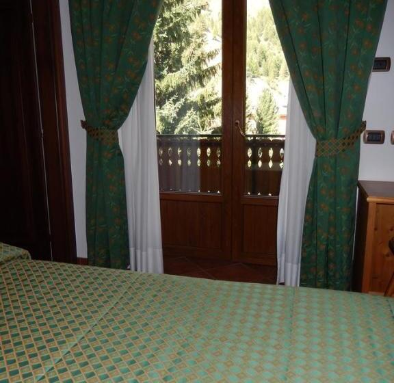 اتاق استاندارد یک نفره, Albergo Du Soleil