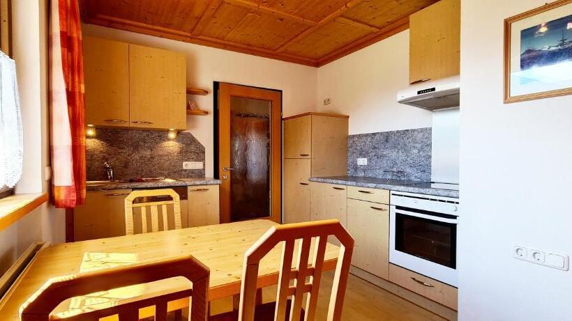 Апартаменты 1 Спальня, Haus Becken