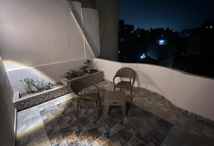 اتاق استاندارد, Near The Pyramids Inn