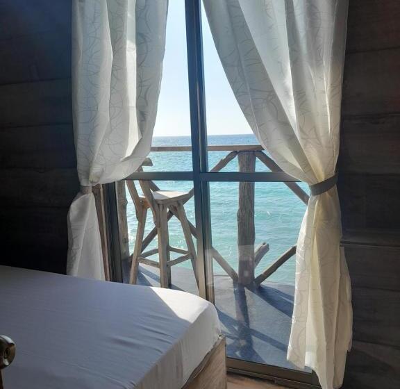 스탠다드 발코니 룸 바다 전망, Mi Cabañita Guest House