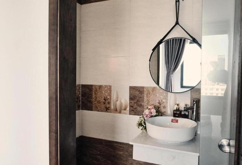 2 Bedroom Apartment, Cantona Luxury