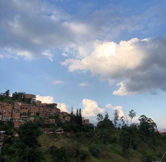 اتاق استاندارد, Cabañas En Medellin