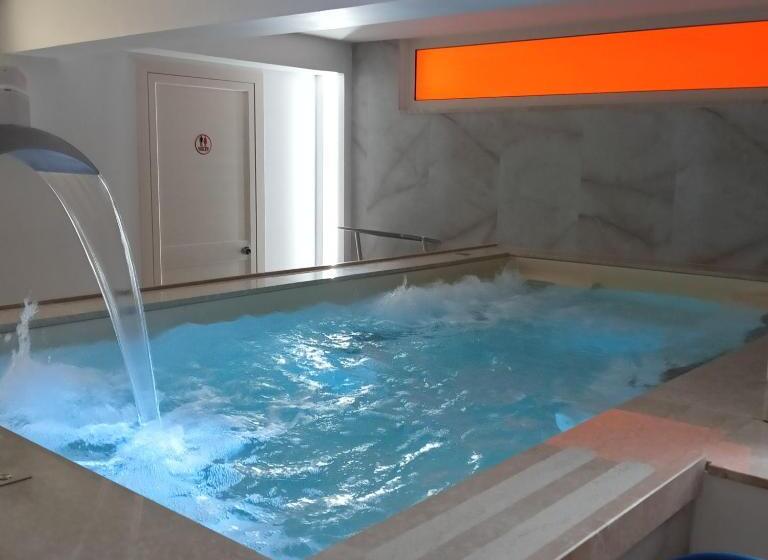 اتاق لوکس, Mya Luxury Rooms And Wellness