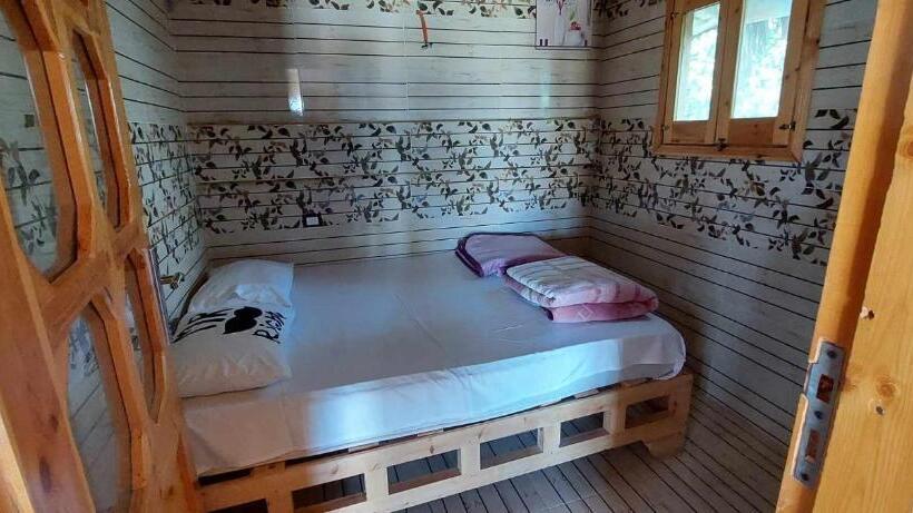 سوییت جونیور با چشم‌انداز دریا, Green Beach Camp &