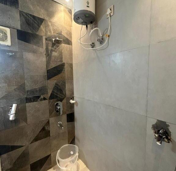 Студия Стандарт, Katani Inn